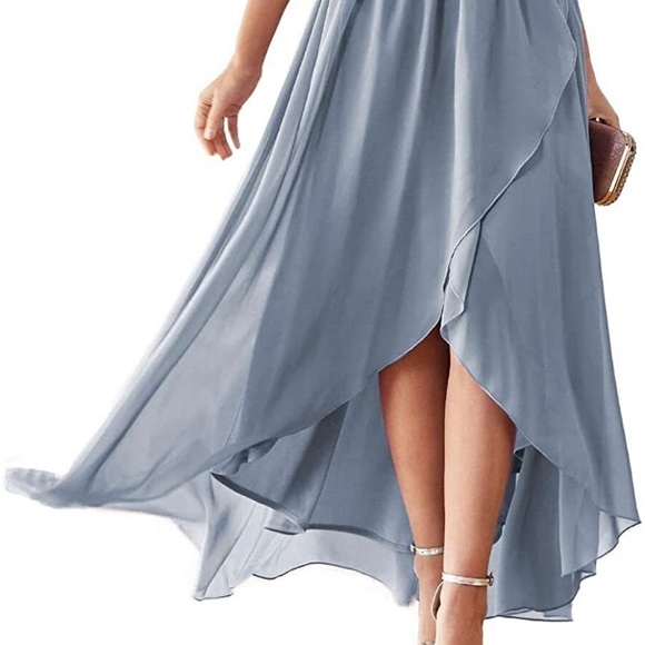 *New* Halter Dress size 12 fits more like a 10 but has corset back - Picture 2 of 4